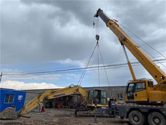 大祥区25吨吊车的工作半径是多少？