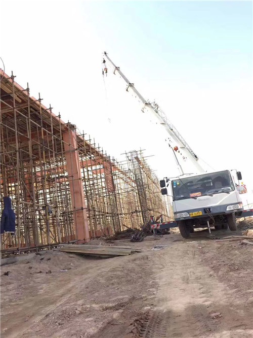 大祥区吊车作业的安全注意事项有哪些？